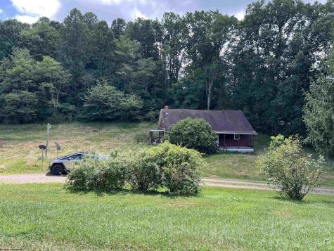 40 Bright Drive Montrose WV 26283