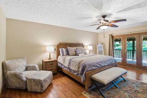 2386 Lakeside Estates Morgantown WV 26508