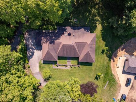 2386 Lakeside Estates Morgantown WV 26508