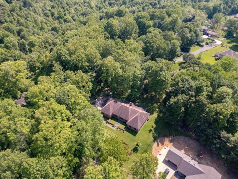 2386 Lakeside Estates Morgantown WV 26508