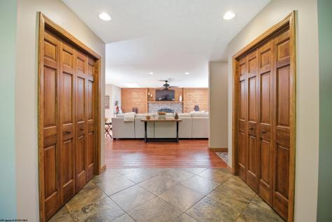 2386 Lakeside Estates Morgantown WV 26508