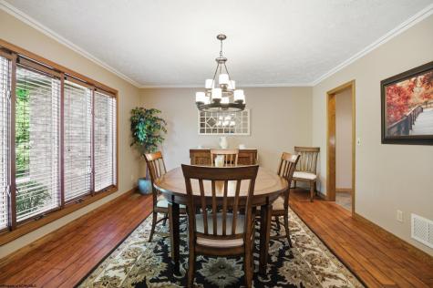 2386 Lakeside Estates Morgantown WV 26508
