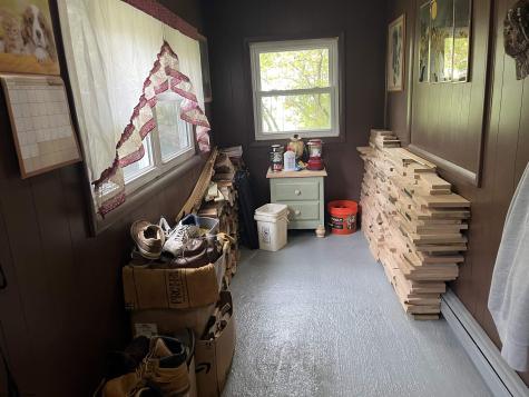 5652 Staunton Parkersburg Turnpike Bartow WV 24920