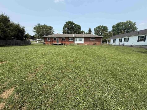 909 Johnson Avenue Bridgeport WV 26330