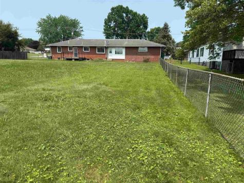 909 Johnson Avenue Bridgeport WV 26330
