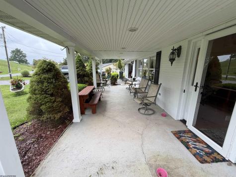 33 Lincoln Way Buckhannon WV 26201
