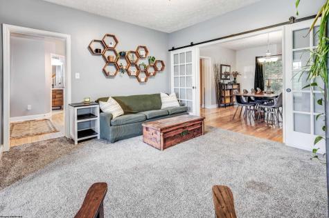 17 Karen Lane Morgantown WV 26501