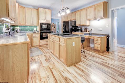 17 Karen Lane Morgantown WV 26501