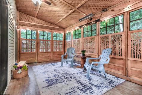 17 Karen Lane Morgantown WV 26501