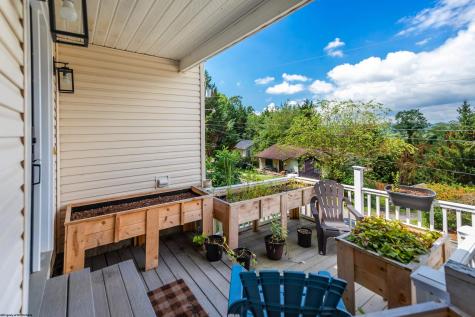 17 Karen Lane Morgantown WV 26501