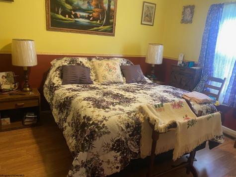 105 Pleasant Avenue Elkins WV 26241
