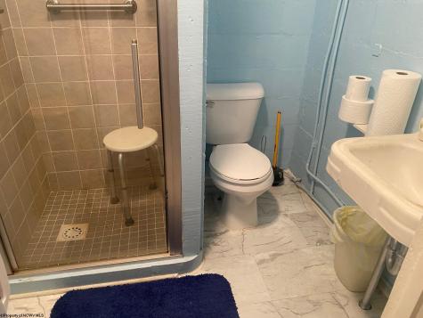 105 Pleasant Avenue Elkins WV 26241