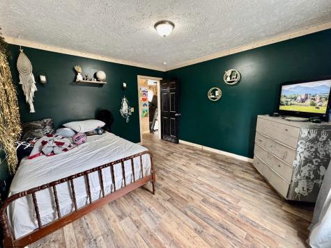 65 Scenicwood Lane Monongah WV 26554