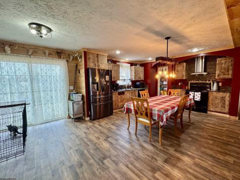 65 Scenicwood Lane Monongah WV 26554