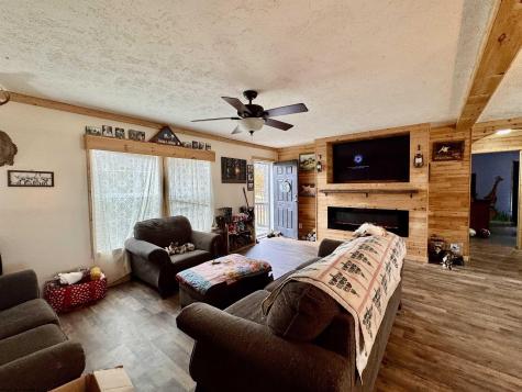65 Scenicwood Lane Monongah WV 26554