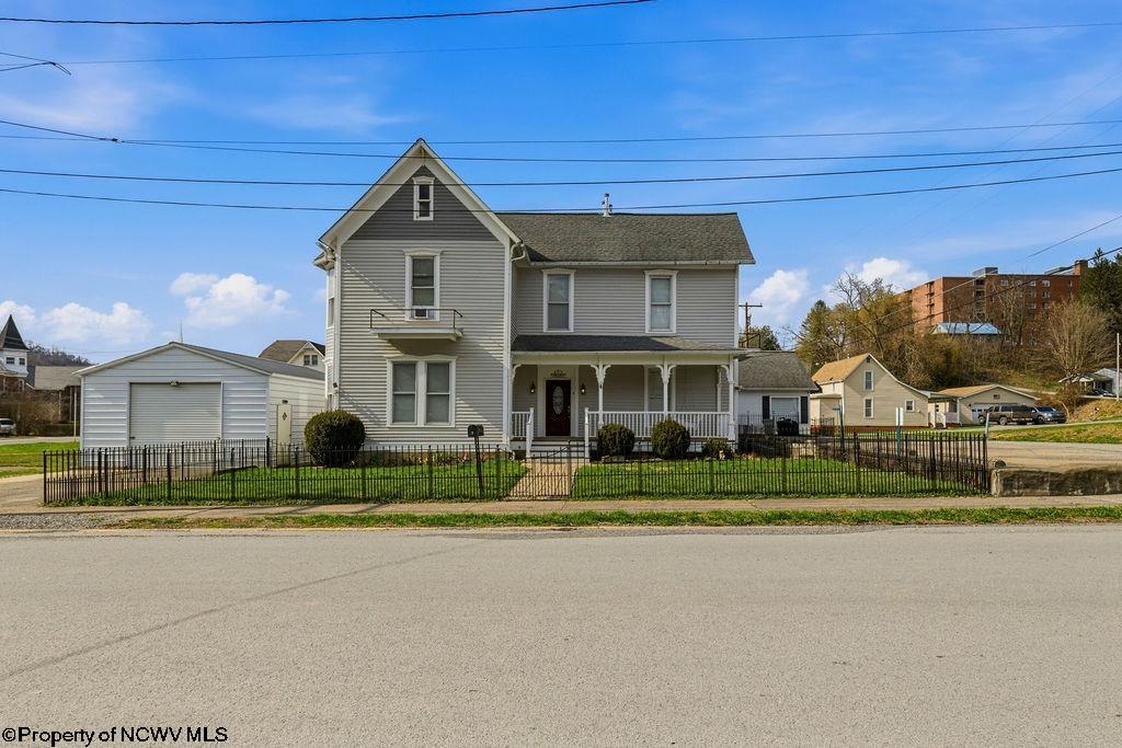 7 College Street Glenville WV 26351