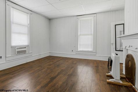 7 College Street Glenville WV 26351