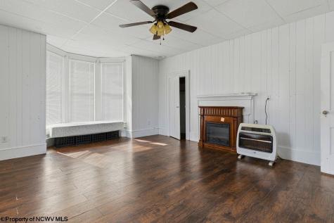 7 College Street Glenville WV 26351