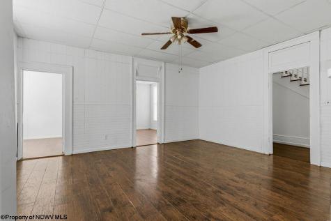 7 College Street Glenville WV 26351