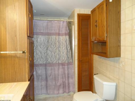 93 Maple Avenue Westover WV 26501