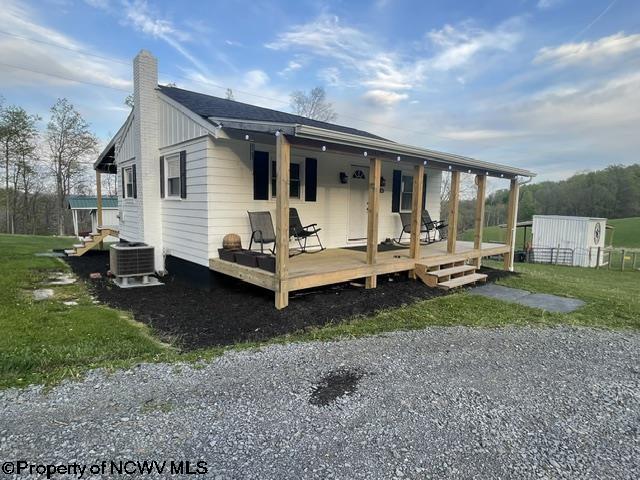 720 Fairview Road Independence WV 26374