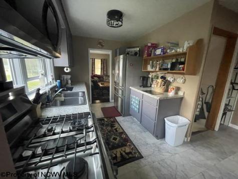 720 Fairview Road Independence WV 26374