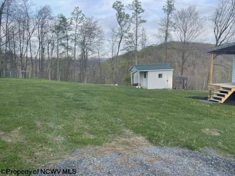 720 Fairview Road Independence WV 26374