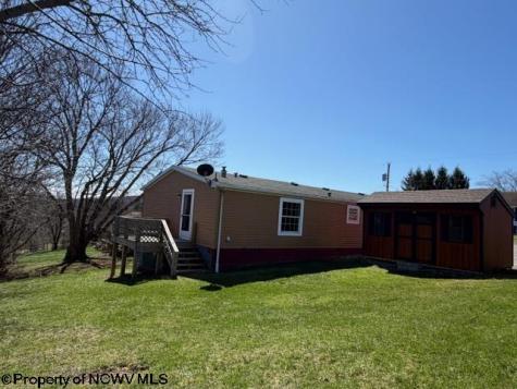 104 Clement Street Terra Alta WV 26764