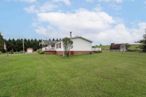 220 Sunny Brook Road Reedsville WV 26547