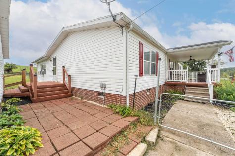220 Sunny Brook Road Reedsville WV 26547