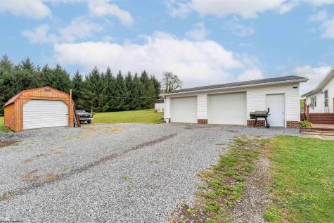 220 Sunny Brook Road Reedsville WV 26547