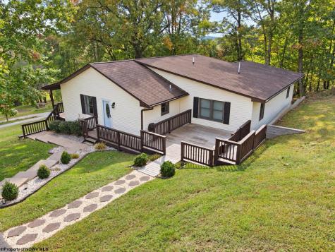 13 Silver Maple Lane Buckhannon WV 26201