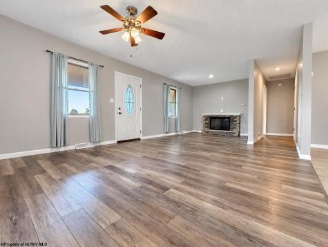 13 Silver Maple Lane Buckhannon WV 26201