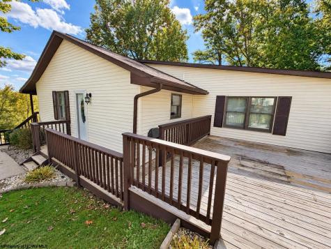 13 Silver Maple Lane Buckhannon WV 26201