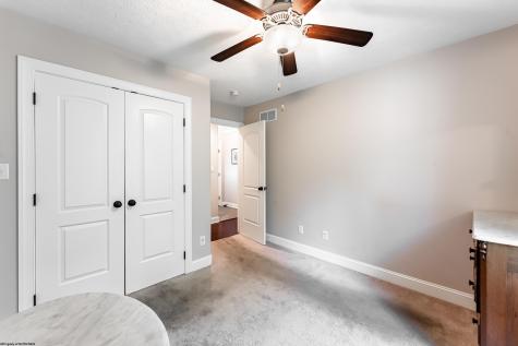 108 Mountain Lane Morgantown WV 26501