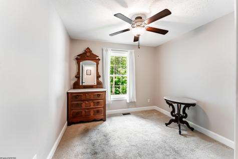 108 Mountain Lane Morgantown WV 26501