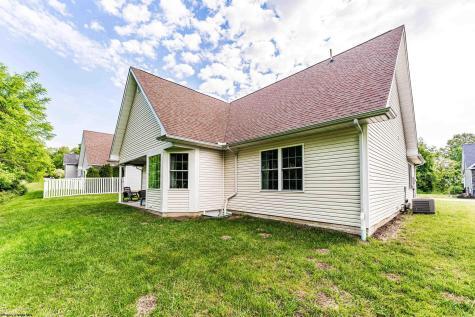 108 Mountain Lane Morgantown WV 26501