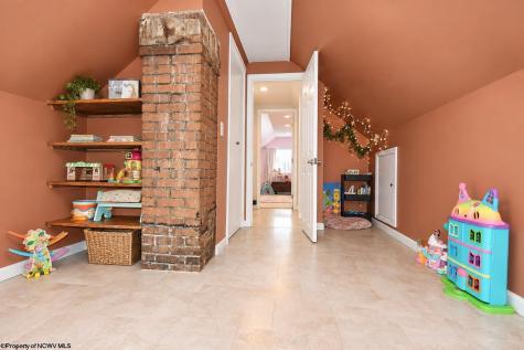 102 Dearborn Street Fairmont WV 26554