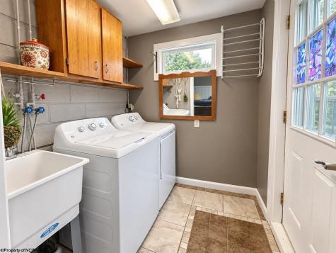 102 Dearborn Street Fairmont WV 26554