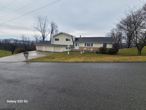 1804 Martha Avenue Fairmont WV 26554