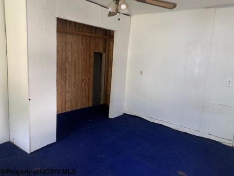 68 Cole Street Philippi WV 26416