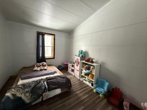 1150 Midway Road Belington WV 26250