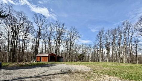 1150 Midway Road Belington WV 26250