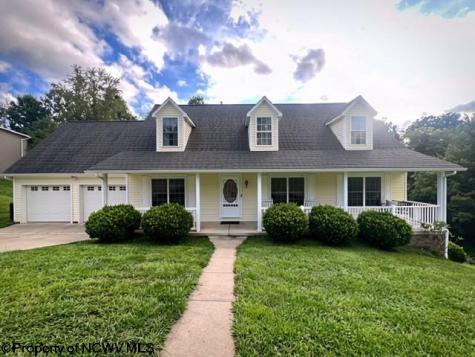1601 Acorn Drive Fairmont WV 26554