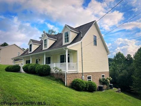 1601 Acorn Drive Fairmont WV 26554