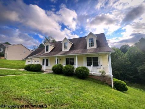 1601 Acorn Drive Fairmont WV 26554