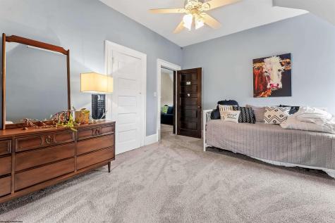 220 Park Street Morgantown WV 26501