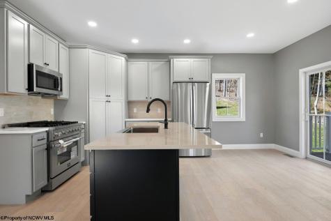 202 Sabre Court Morgantown WV 26508