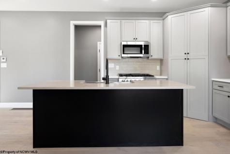 202 Sabre Court Morgantown WV 26508
