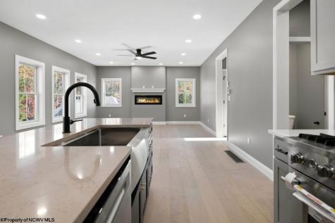 202 Sabre Court Morgantown WV 26508